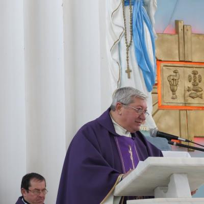 12 februarie: Horleşti: Funeraliile părintelui Mihai Cucuteanu