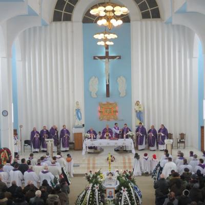 12 februarie: Horleşti: Funeraliile părintelui Mihai Cucuteanu