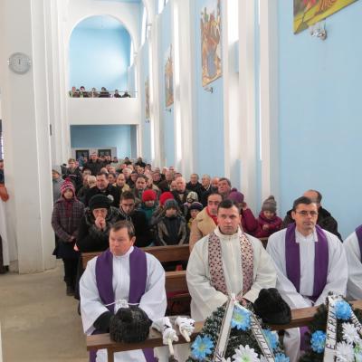12 februarie: Horleşti: Funeraliile părintelui Mihai Cucuteanu