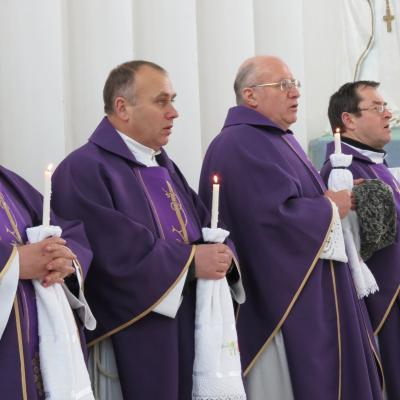 12 februarie: Horleşti: Funeraliile părintelui Mihai Cucuteanu