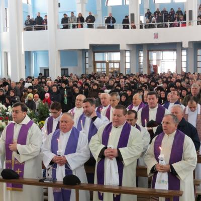 12 februarie: Horleşti: Funeraliile părintelui Mihai Cucuteanu