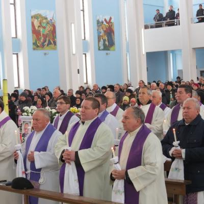 12 februarie: Horleşti: Funeraliile părintelui Mihai Cucuteanu