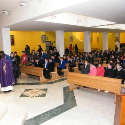 13 februarie: Oneşti: Momente de înnoire sufletească la Liceul Teologic "Fericitul Ieremia"