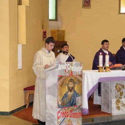 13 februarie: Oneşti: Momente de înnoire sufletească la Liceul Teologic "Fericitul Ieremia"