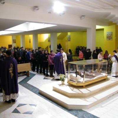 13 februarie: Oneşti: Momente de înnoire sufletească la Liceul Teologic "Fericitul Ieremia"