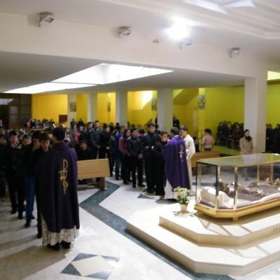 13 februarie: Oneşti: Momente de înnoire sufletească la Liceul Teologic "Fericitul Ieremia"