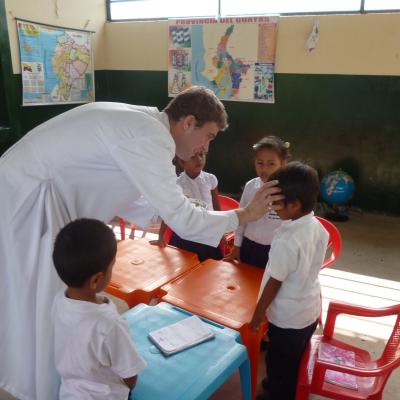 13 februarie: Ecuador: Miercurea Cenuşii celebrată în Santa Lucia