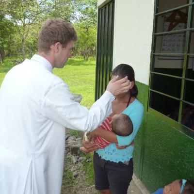 13 februarie: Ecuador: Miercurea Cenuşii celebrată în Santa Lucia