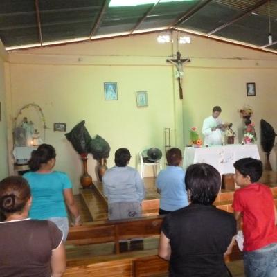 13 februarie: Ecuador: Miercurea Cenuşii celebrată în Santa Lucia