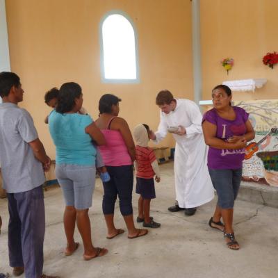 13 februarie: Ecuador: Miercurea Cenuşii celebrată în Santa Lucia