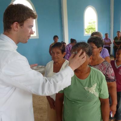 13 februarie: Ecuador: Miercurea Cenuşii celebrată în Santa Lucia