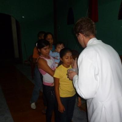 13 februarie: Ecuador: Miercurea Cenuşii celebrată în Santa Lucia