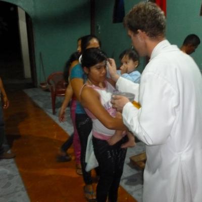 13 februarie: Ecuador: Miercurea Cenuşii celebrată în Santa Lucia