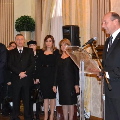 15 februarie: Roma: Întâlnirea dintre preşedintele României şi ambasadorii acreditaţi la Vatican şi pe reprezentanţii cultelor