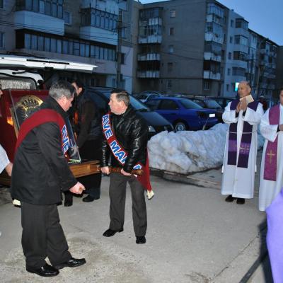 21-24 februarie: Roman: Mama îşi vizitează fiii din Parohia "Isus, Bunul Păstor"