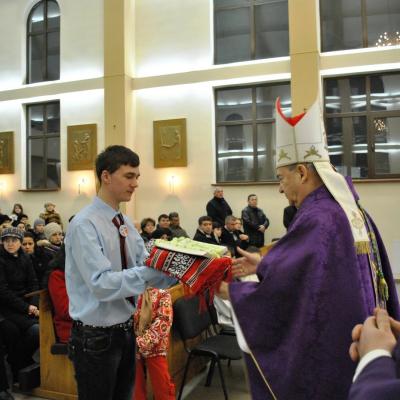 21-24 februarie: Roman: Mama îşi vizitează fiii din Parohia "Isus, Bunul Păstor"