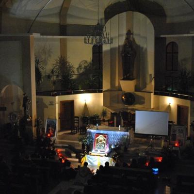 21-24 februarie: Roman: Mama îşi vizitează fiii din Parohia "Isus, Bunul Păstor"