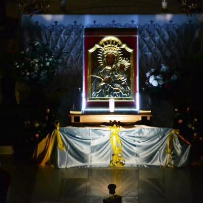 21-24 februarie: Roman: Mama îşi vizitează fiii din Parohia "Isus, Bunul Păstor"