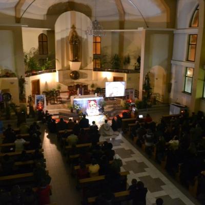 21-24 februarie: Roman: Mama îşi vizitează fiii din Parohia "Isus, Bunul Păstor"