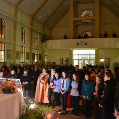 21-24 februarie: Roman: Mama îşi vizitează fiii din Parohia "Isus, Bunul Păstor"