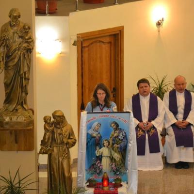 21-24 februarie: Roman: Mama îşi vizitează fiii din Parohia "Isus, Bunul Păstor"