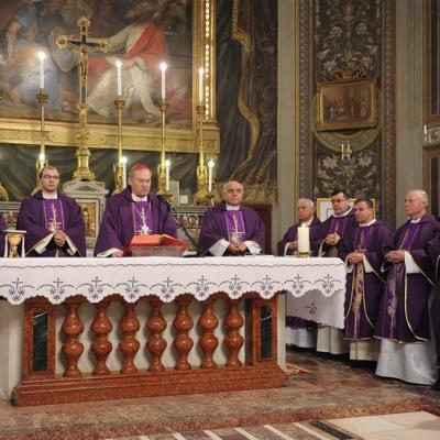 28 februarie: Iaşi: Liturghie de mulţumire la încheierea pontificatului papei Benedict al XVI-leax