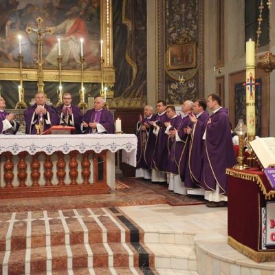 28 februarie: Iaşi: Liturghie de mulţumire la încheierea pontificatului papei Benedict al XVI-leax