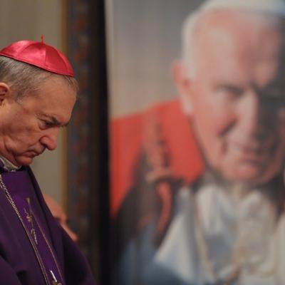 28 februarie: Iaşi: Liturghie de mulţumire la încheierea pontificatului papei Benedict al XVI-leax