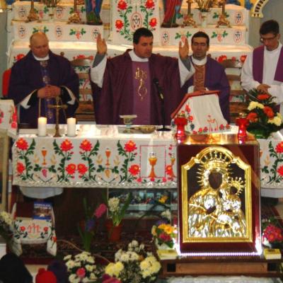 3-6 martie: Fundu Răcăciuni: Pelerinajul icoanei Maicii Domnului de la Cacica