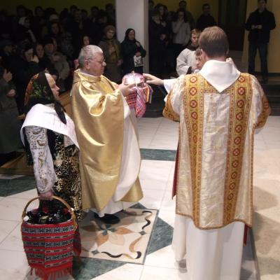 5 martie: Oneşti: Deschiderea Anului Ieremian la sanctuarul "Fericitul Ieremia" din Oneşti şi aniversarul morţii fericitului Ieremia
