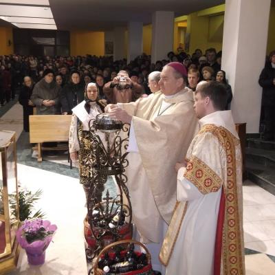 5 martie: Oneşti: Deschiderea Anului Ieremian la sanctuarul "Fericitul Ieremia" din Oneşti şi aniversarul morţii fericitului Ieremia