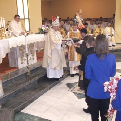 5 martie: Oneşti: Deschiderea Anului Ieremian la sanctuarul "Fericitul Ieremia" din Oneşti şi aniversarul morţii fericitului Ieremia