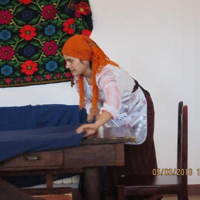 5 martie: Oneşti: Educaţie prin arta dramatică la Liceul Teologic "Fericitul Ieremia"