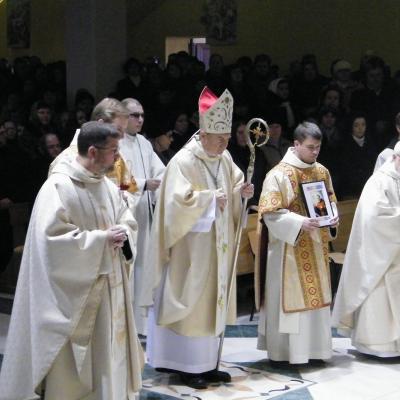 5 martie: Oneşti: Educaţie prin arta dramatică la Liceul Teologic "Fericitul Ieremia"