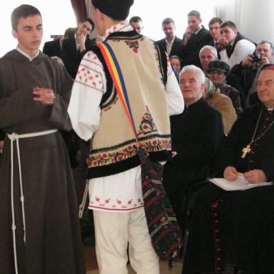 5 martie: Oneşti: Educaţie prin arta dramatică la Liceul Teologic "Fericitul Ieremia"