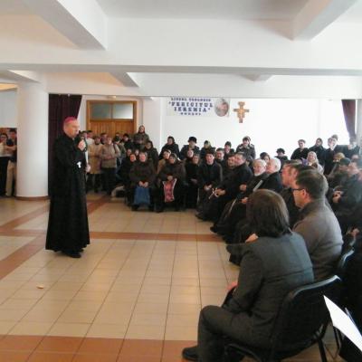 5 martie: Oneşti: Educaţie prin arta dramatică la Liceul Teologic "Fericitul Ieremia"