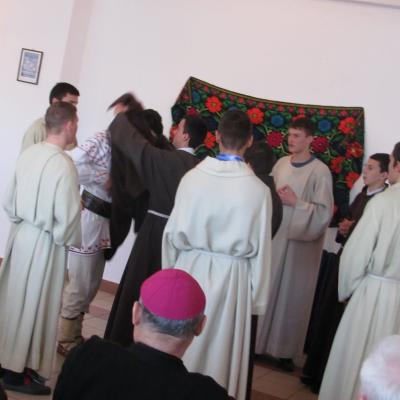 5 martie: Oneşti: Educaţie prin arta dramatică la Liceul Teologic "Fericitul Ieremia"