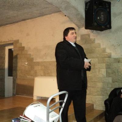 9 martie: Roman: Zi de formare pentru adulţii din AC zona Roman