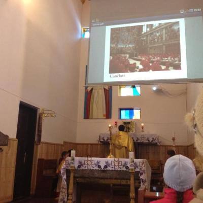 10 martie: Poiana Micului: Adoraţie pentru alegerea noului papă
