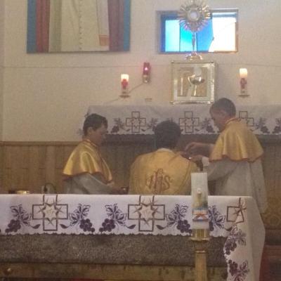 10 martie: Poiana Micului: Adoraţie pentru alegerea noului papă