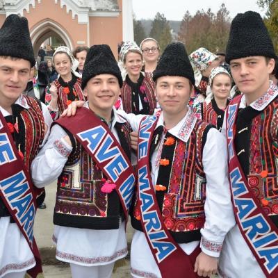 10-13 martie: Valea Mare: Vizita Măicuţei de la Cacica şi misiuni populare