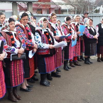10-13 martie: Valea Mare: Vizita Măicuţei de la Cacica şi misiuni populare