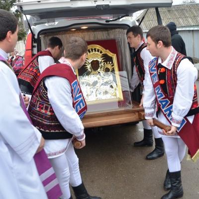 10-13 martie: Valea Mare: Vizita Măicuţei de la Cacica şi misiuni populare