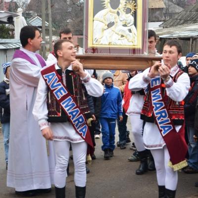 10-13 martie: Valea Mare: Vizita Măicuţei de la Cacica şi misiuni populare