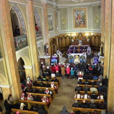 10-13 martie: Valea Mare: Vizita Măicuţei de la Cacica şi misiuni populare