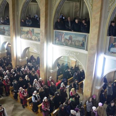 10-13 martie: Valea Mare: Vizita Măicuţei de la Cacica şi misiuni populare