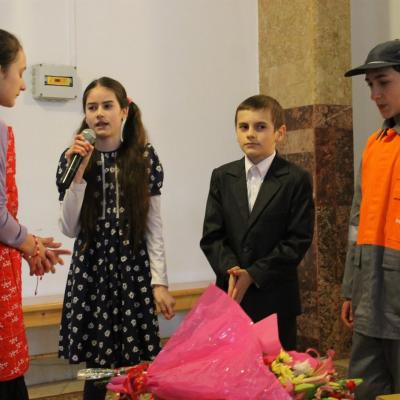 10 martie: Cleja "Sfântul Francisc": Mama, fiinţa cea mai dragă
