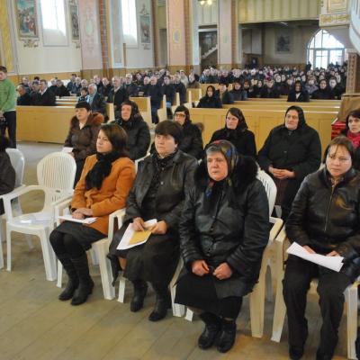 10 martie: Faraoani: Investirea noului consiliu pastoral parohial