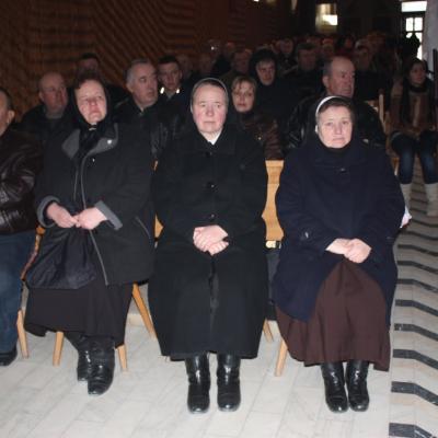 13 martie: Gherăeşti: Funeraliile sorei Maria Bereşoaie