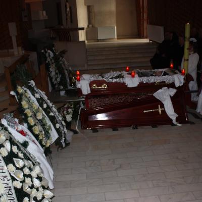13 martie: Gherăeşti: Funeraliile sorei Maria Bereşoaie